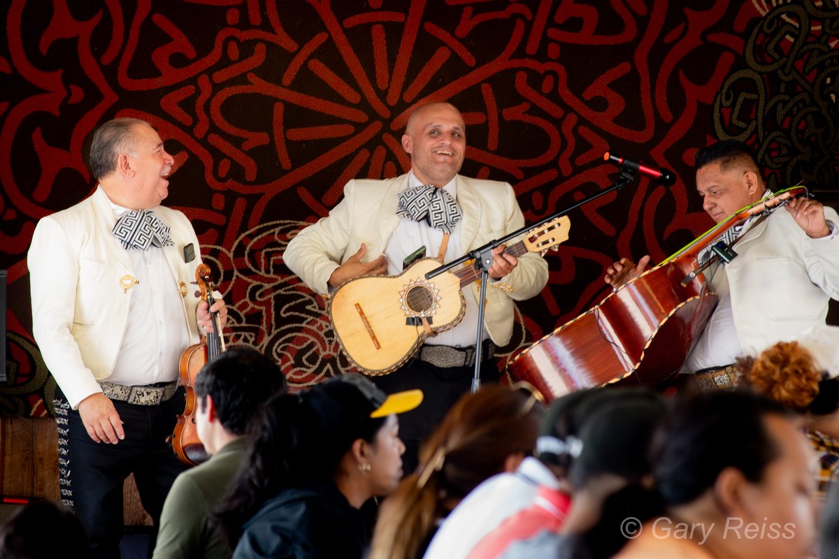 GaryReissPhoto's tweet photo. Mariachi Cielito Lindo LLC - Plant City, Florida
#plantcity #plantcityflorida #mariachicielitolindollc #mariachimusic #mariachi #mariachicielito #plantcitymarket #plantcityfarmersmarket #traditionalmusic #trumpet #garyreissphotography #garyreiss #nikonphotography #nikonusa https://t.co/A1q4vFyRmN