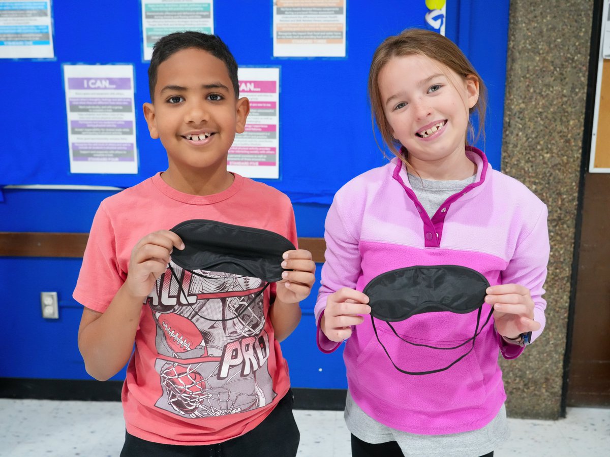 dbqschools's tweet image. As a @SpecialOlympics Unified Champion School, Eisenhower Elementary is proud to celebrate #InclusionWeek! Students had a blast participating in a Beep Ball demonstration led by the IA Educational Services for the Blind and Visually Impaired. #FunForAllAbilities #ChooseToInclude