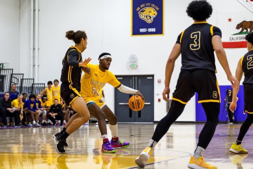 🚨🚨4 Year Coaches 🏀🏀

King Calhoun (6’4/G) of San Jose City College is still available

Calhoun is a sniper from deep shooting 40%. Athletic guard that will dunk on you as well. Comes with experience and can start right away 

GPA- 2.9

Film- youtu.be/saEH4xcsY_0?si…

Contact