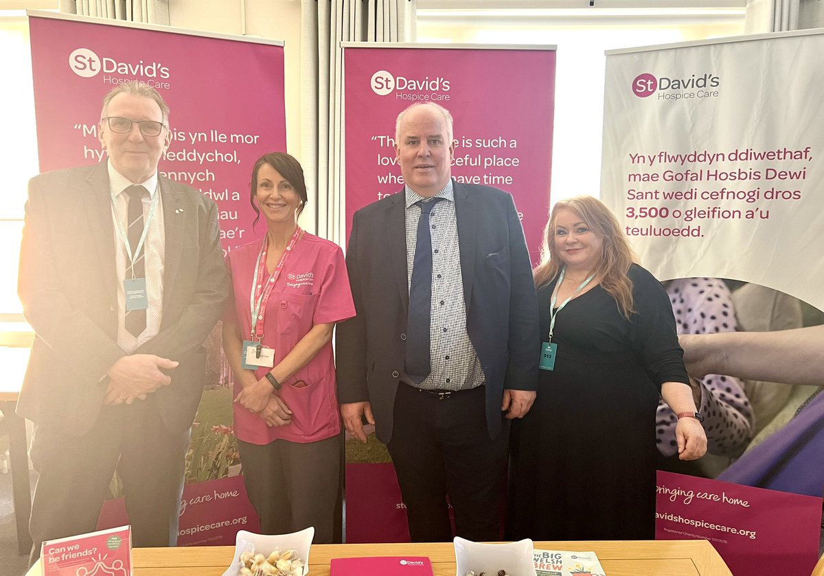SDFHC's tweet photo. Today, we visited @SeneddCymru and chatted all things related to our wonderful Hospice Charity.

Kindly invited by @JBryantWales, a fabulous supporter of our work. 

It was great to have varied discussions with Senedd members including a visit by  @Eluned_Morgan

#hospicecare https://t.co/hDg4Z6Ec6V