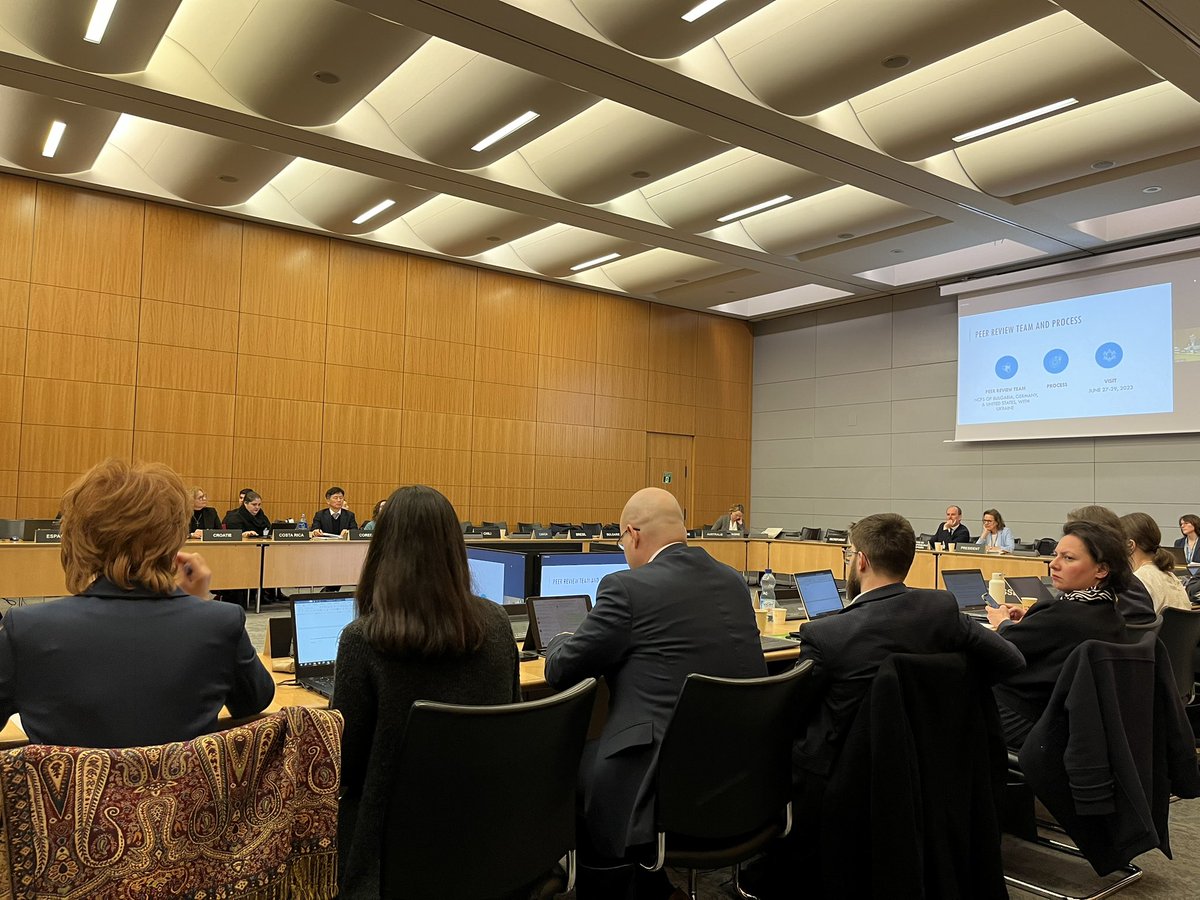 PLPermRepOECD's tweet photo. Krajowe Punkty Kontaktowe są mechanizmem promocji i rozpatrywania naruszeń standardów #OECDrbc dot. odpowiedzialnego postępowania biznesu (RBC). Grupa Robocza ds. RBC właśnie przyjęła przegląd działalności KPK 🇵🇱@MFIPR_GOV_PL z pozytywną oceną aktywności i rekomendacjami ulepszeń https://t.co/4fdy6gJkAN