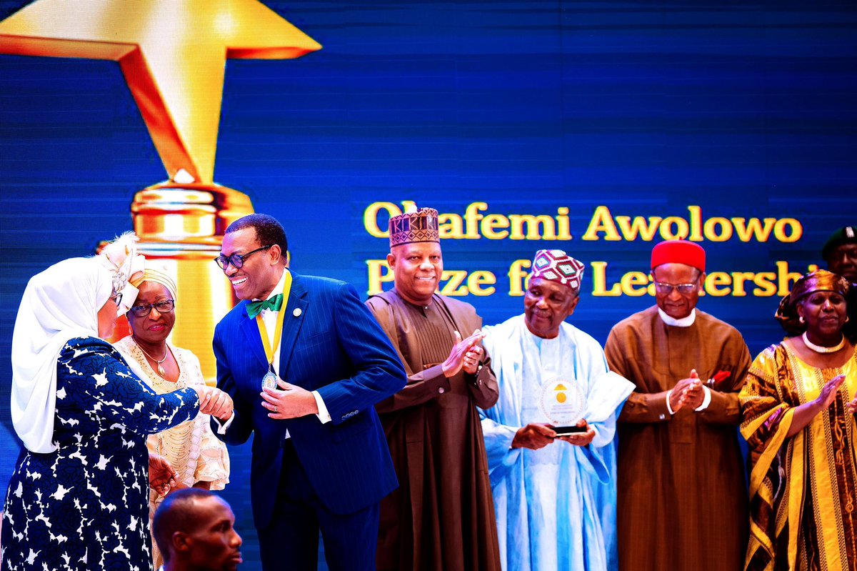 JJ. Omojuwa tweet media