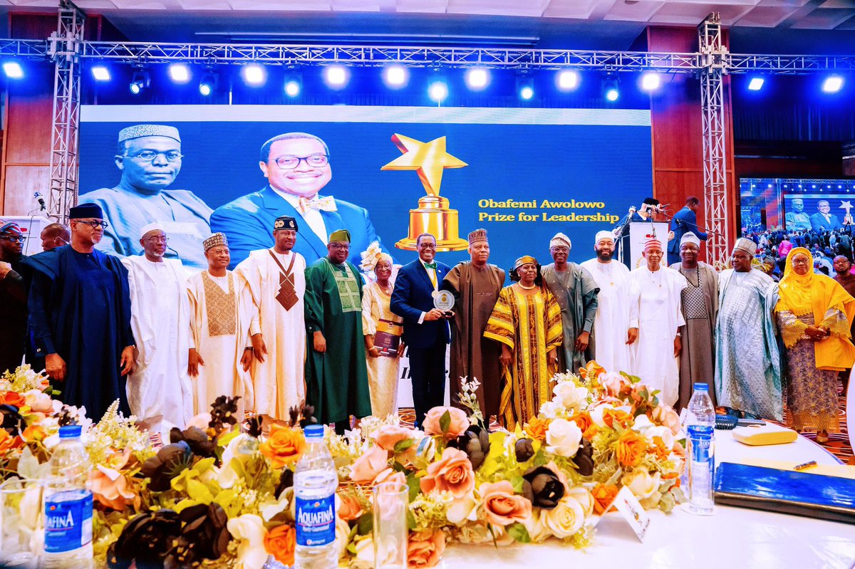 JJ. Omojuwa tweet media