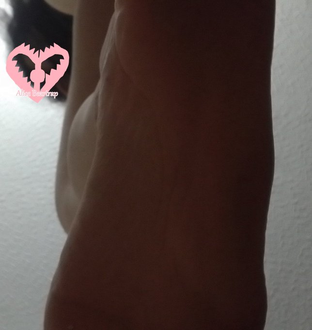 Oh I forgot, I usually do my exercises barefoot, they get so sweety ;p #feetworshi̇p #Feet #Femboy #Giant<a href="/tag/feet"class="tags"><span>#feet</span></a><a href="/tag/giant"class="tags"><span>#giant</span></a><a href="/tag/feetworship"class="tags"><span>#feetworship</span></a><a href="/tag/femboy"class="tags"><span>#femboy</span></a>