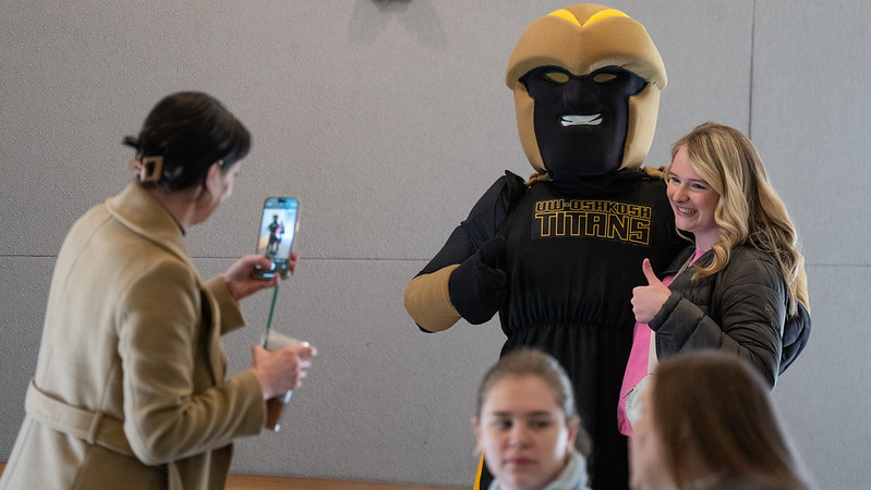 Admitted Students Day draws hundreds of future Titans to UW Oshkosh uwo.sh/3uZiJEm