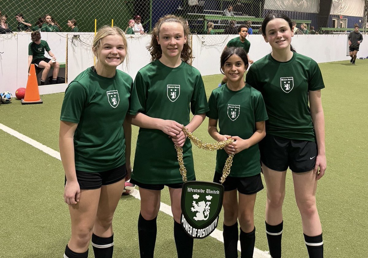 Chain winners from last night for their hard work during technical activities !