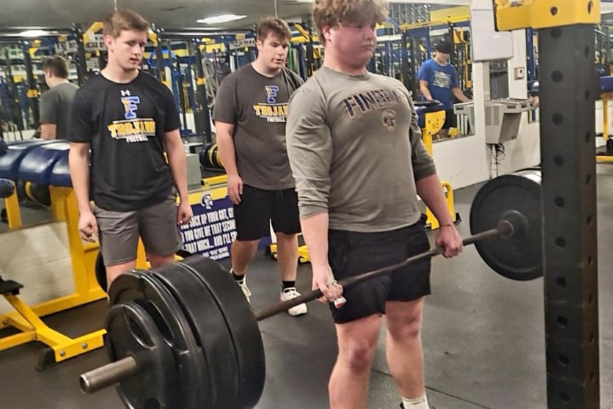 oiler97's tweet photo. The SB-DL for Athletic Performance?? I read, listen, and watch all the advice out there, but I like Dane Miller- @GarageStrength breakdown, and tips from greats like @EddieCoan #AbsoluteStrength @FootballFindlay https://t.co/dskEMe614I