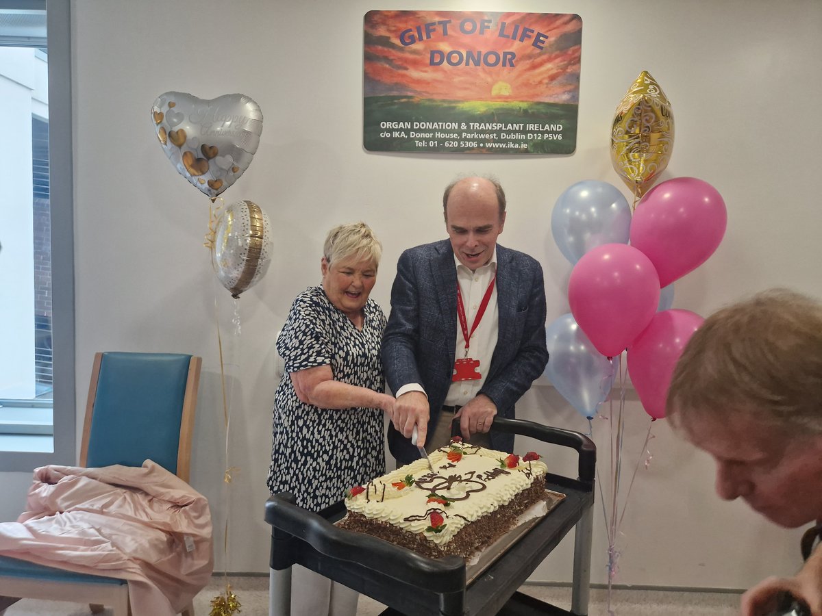 caroltrayn's tweet photo. Christine Kelly celebrating the 50th anniversary of her transplant with her consultant Professor Peter Conlon. What a milestone! 50 years off dialysis thanks to the gift of living donation @BeaumontTranspl @IrishKidneyAs @nettybutler @steph https://t.co/7anfanx82W