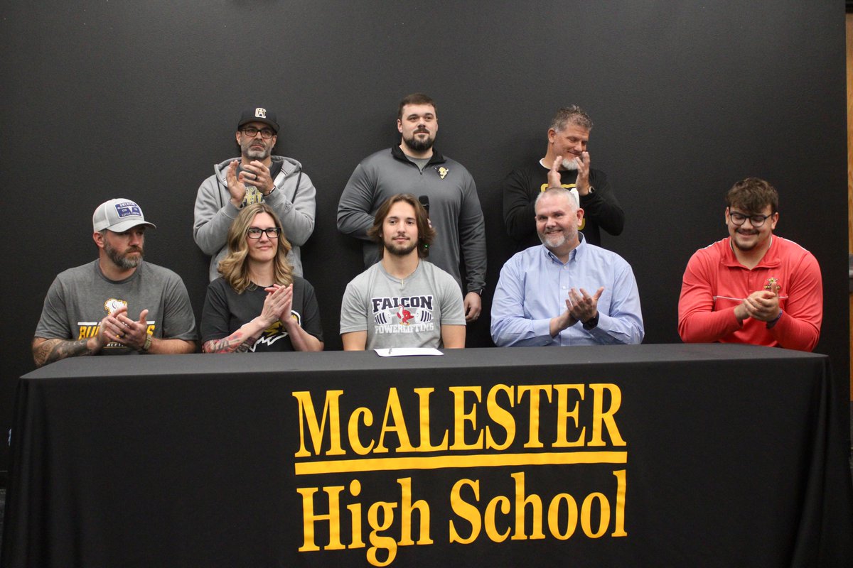 McAlester's <a href="/BrenndonRivera/">Brenndon Rivera</a> had a signing celebration at the school this morning following his commitment to join the <a href="/FriendsFalcons/">𝗙𝗥𝗜𝗘𝗡𝗗𝗦 𝗙𝗔𝗟𝗖𝗢𝗡𝗦</a> powerlifting team! Congrats, Brenndon! #okpreps