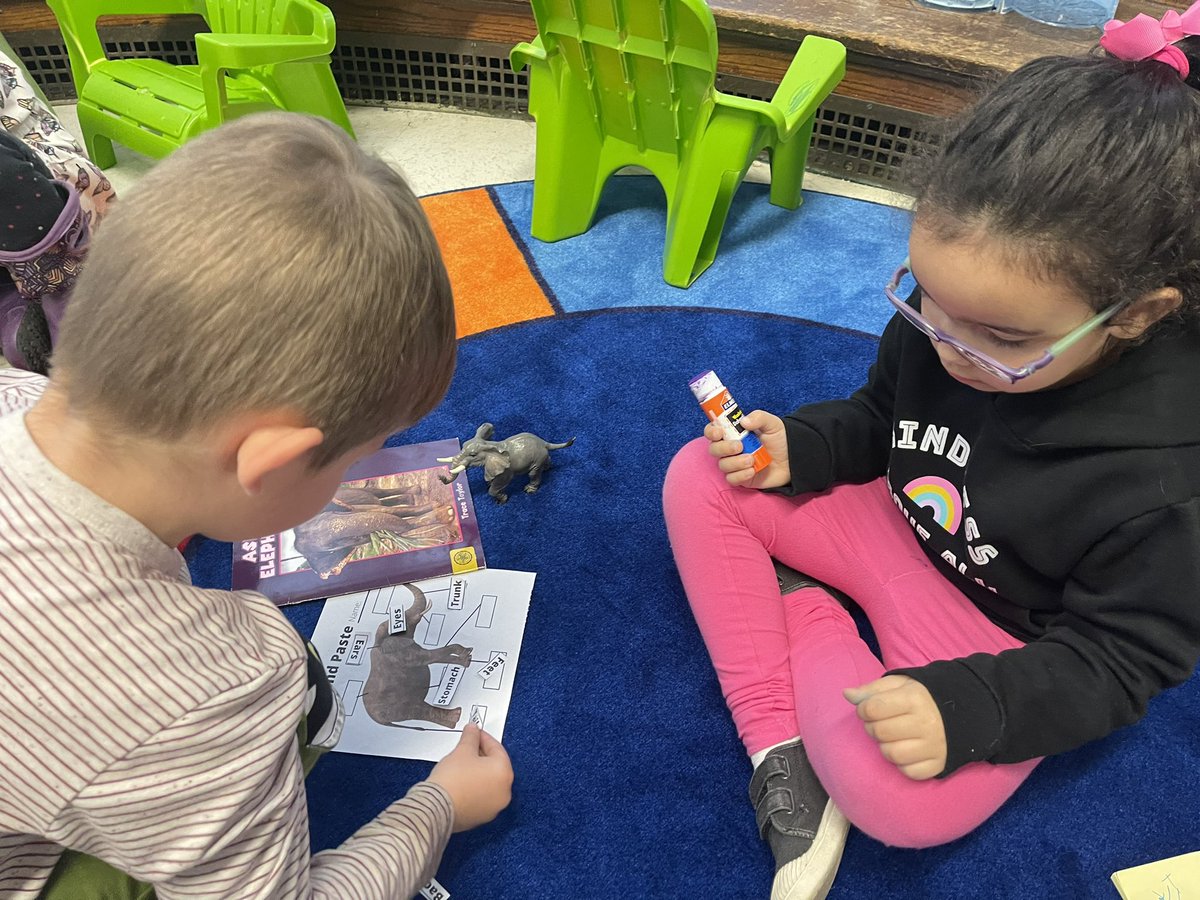 MsTharas (@mstharas) on Twitter photo Team research today about Savanna animals! We can’t wait for the presentations after recess! ✨ <a href="/MsAloia/">Ms. Aloia</a> <a href="/ParkPrinc/">Emily Macias-Capellan</a> <a href="/EMercadoAP/">Ellie Mercado</a> <a href="/OssiningSchools/">Ossining UFSD</a> Team research today about Savanna animals! We can’t wait for the presentations after recess! ✨ <a href="/MsAloia/">Ms. Aloia</a> <a href="/ParkPrinc/">Emily Macias-Capellan</a> <a href="/EMercadoAP/">Ellie Mercado</a> <a href="/OssiningSchools/">Ossining UFSD</a>
