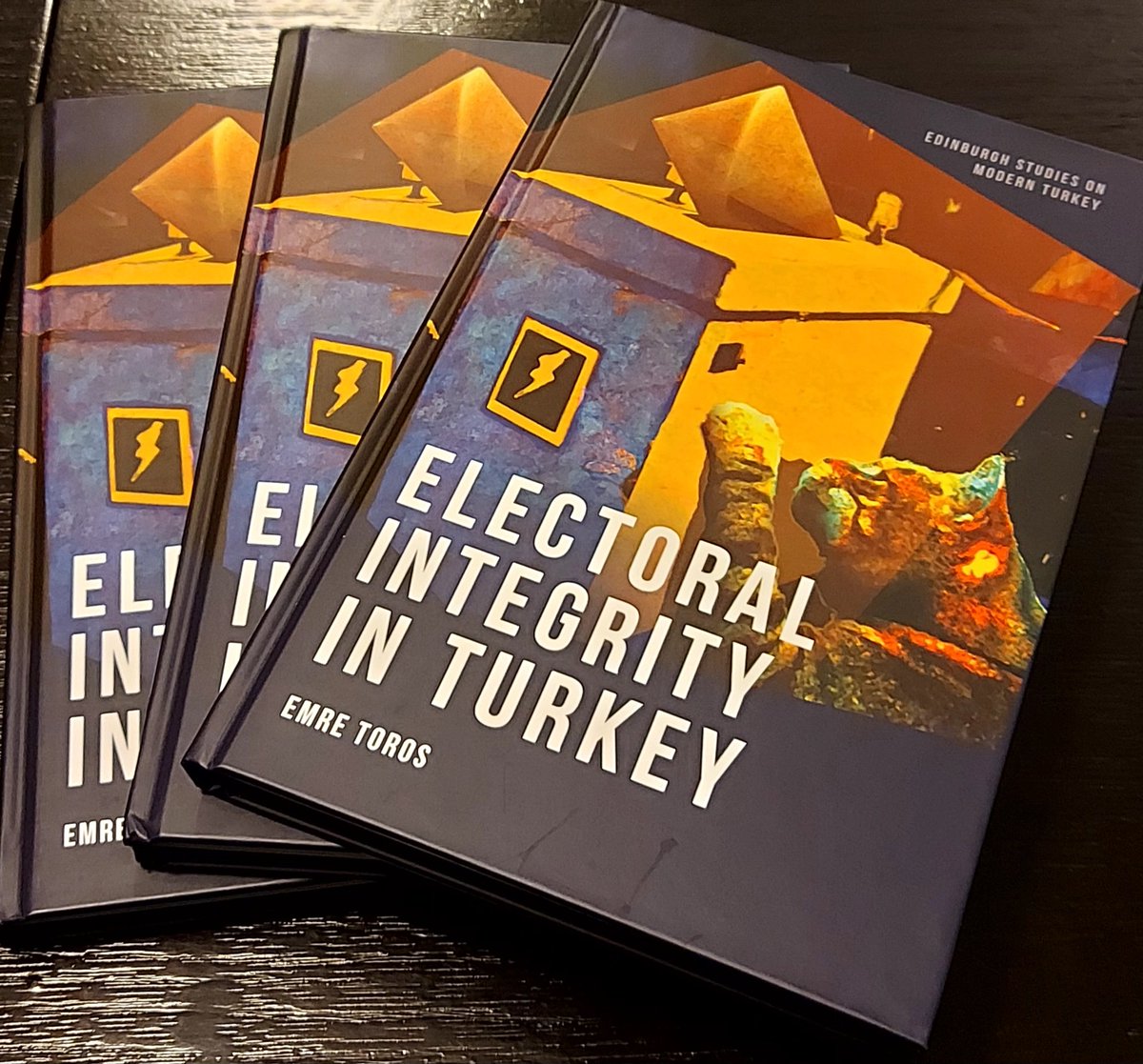 emretoros's tweet photo. Very nice to feel ... @EdinburghUP #Elections #electoralintegrity #Turkey #Turkishelections https://t.co/ZH9ruXbv3m