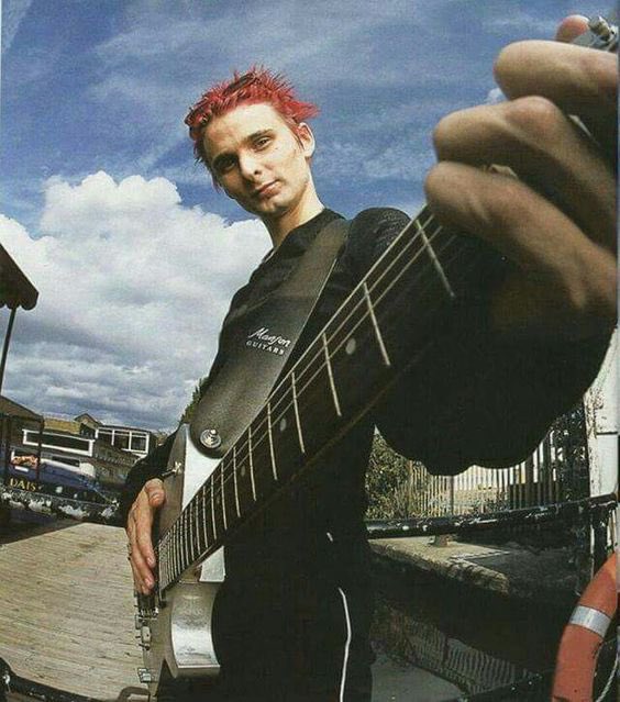 The Delorean 🎸 @Manson_Guitars 2001