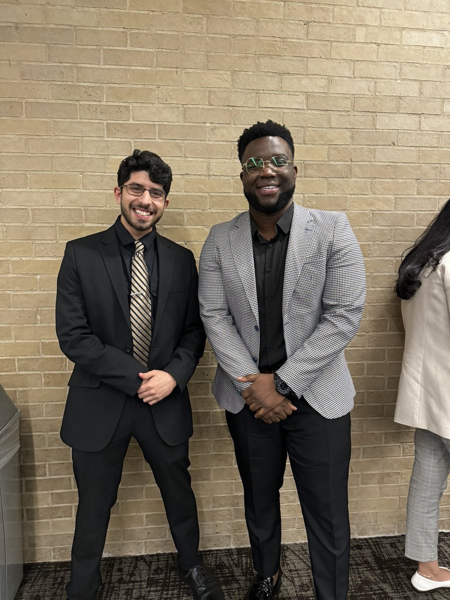 Yesterday, I received the gold humanism award alongside some of my classmates. Pursuing anesthesiology for me goes beyond the amazing OR medicine dynamics, it’s holding the hand of one patient at a time, leading them through their most vulnerable life moment. #empathyalwayswins