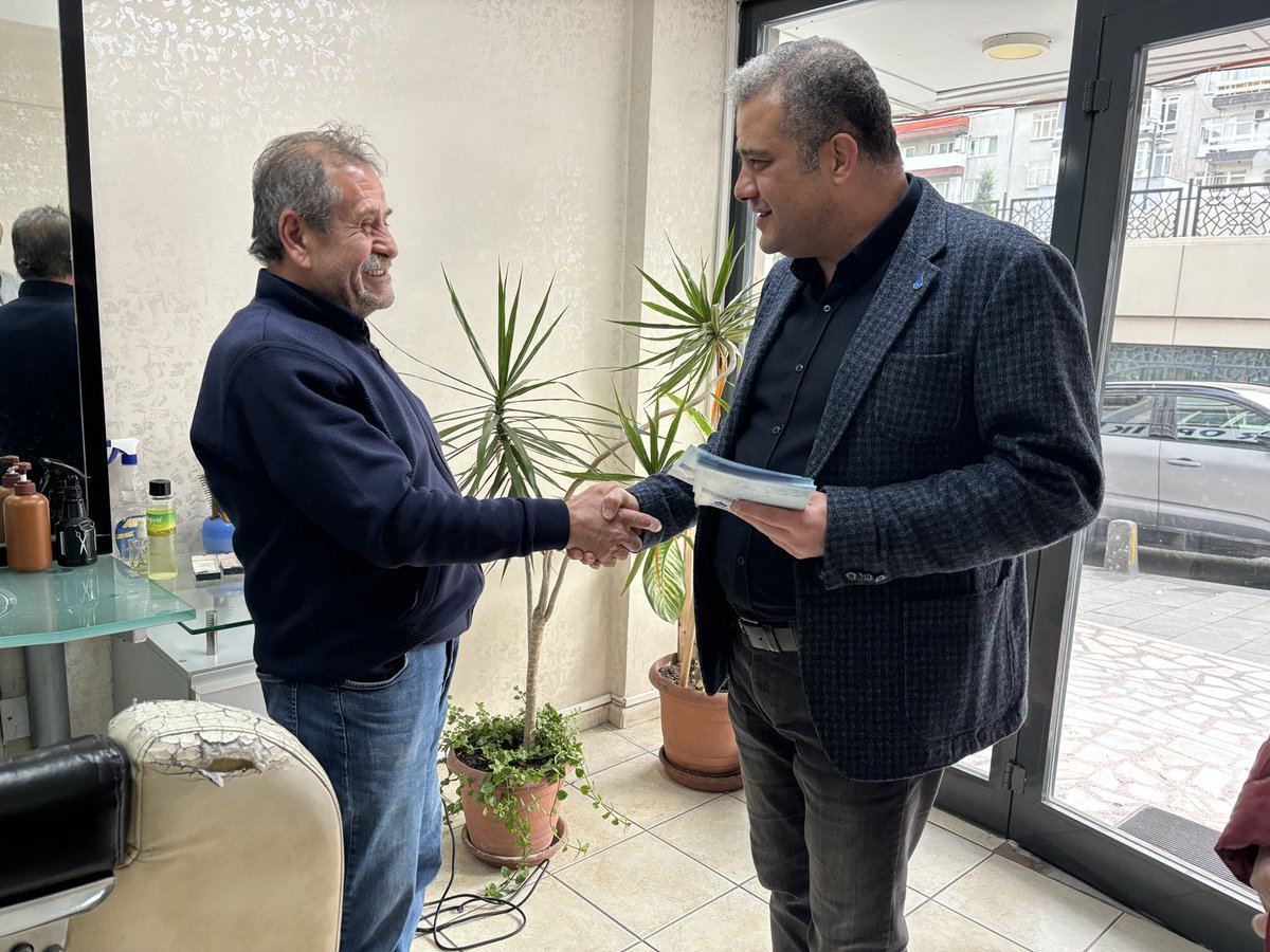 isiklarerdem's tweet photo. Güngören’de saha çalışmalarımız tüm hızıyla devam ediyor.⁦@alibabacan⁩ ⁦@devapartisi⁩ ⁦@avidrissahin⁩ ⁦@A_HakanAgaoglu⁩ ⁦@ErkanUzunX⁩ ⁦@istanbuldadeva⁩ https://t.co/OiZsiY7G4l
