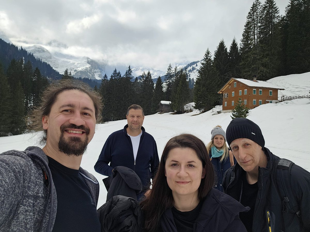 netcare's tweet image. netcare in Montafon? Umbrella bar, ski poles and ankles breaking in bizarre ways, the shotplow, the most daring sled race in history, Max headfirst into a snow pile, collapsing Jägermeister towers, and a floral cloak of silence over the rest. Come join us. We’re hiring😀.