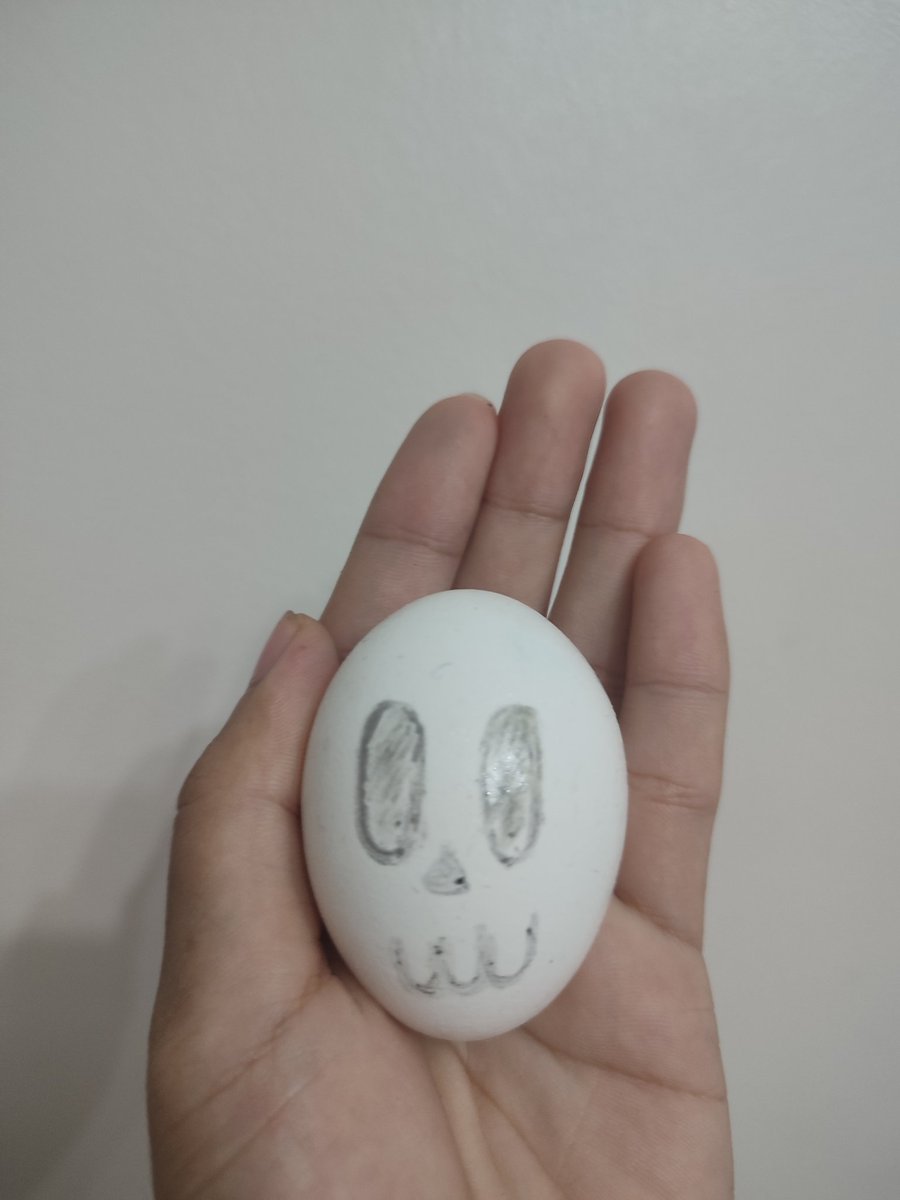 machi_sol's tweet photo. Here's a skull egg as dedication for those @mutantmon_sol eggs that's been burned. 🔥 Approximately 9.8k eggs are left from the 10k supply of Mutantmon thanks to their Hybrid NFTs/ SPL404 Standard. Are you not bullish enough still? Gotta catch'em all🥚

#MUTANTMON 
#Web3
#GameFi https://t.co/YGt7jpy7fF