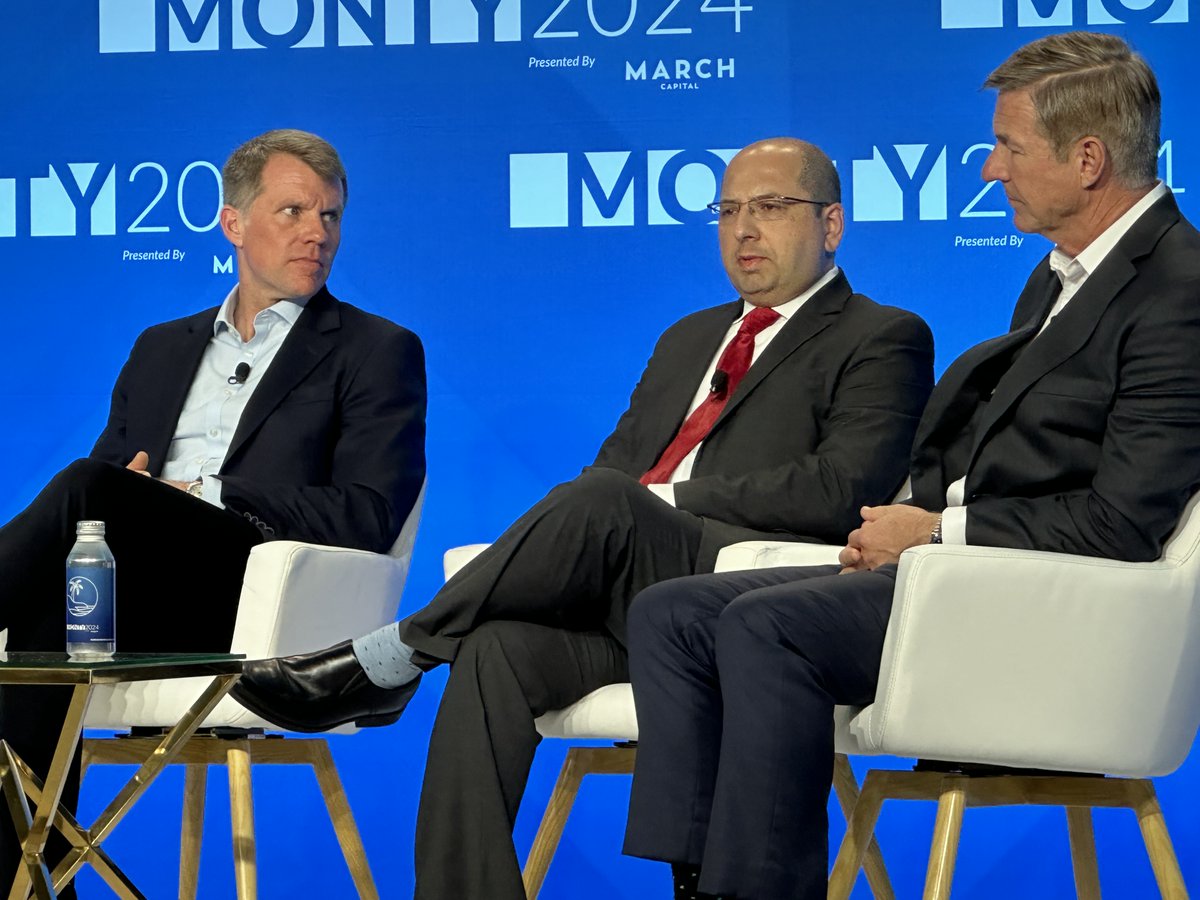 This week, our founder, @amirhusain_tx, spoke at a @MontySummit panel on 'Critical Technologies for National Security.' He spoke about how cutting-edge #AI solutions can help turn data into actionable insights, enhancing mission preparedness & optimizing operational effectiveness