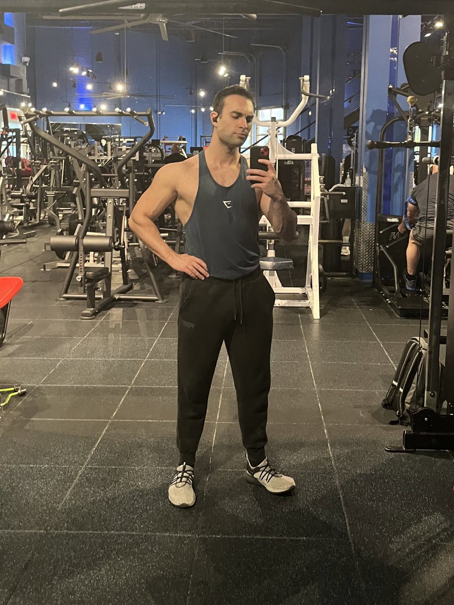 AdamShwaginz tweet media