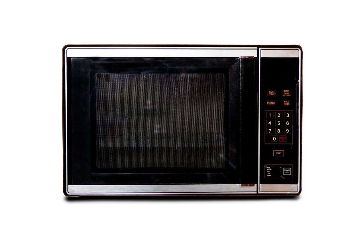 #kNOwWasteWednesday If your microwave stops working, please recycle it with electronics at the Waste Reduction Center on Meriwether Ave or at one of our Pop-Up Drop-Off events! Louisvilleky.gov/WRC Louisvilleky.gov/PopUps