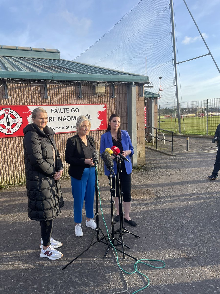 FM &amp; DFM attend St Paul’s GAC in west Belfast together. Michelle O’Neill jokes they matched clothes for the visit. 

No budge from either on if Stormont will foot the bill of #CasementPark if Westminster don’t offer funding <a href="/UTVNews/">UTV Live News</a>
