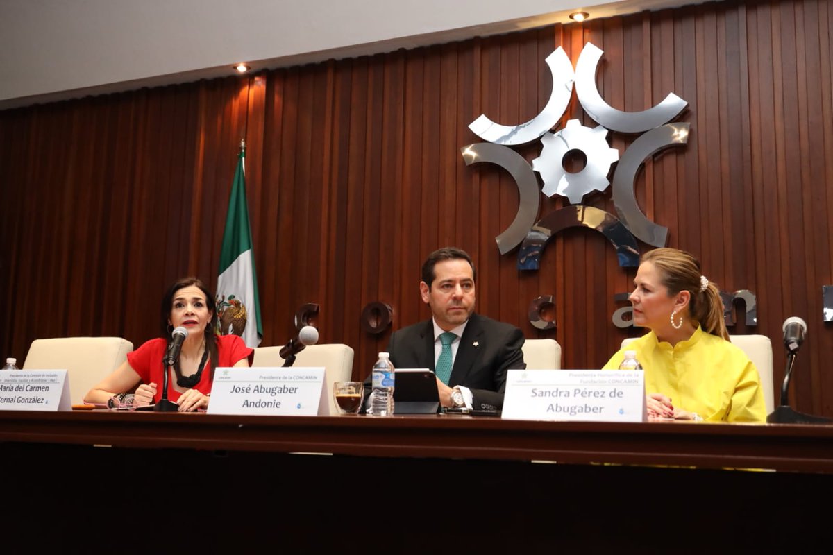 abugaberjose's tweet photo. En #México tenemos una deuda con las #mujeres trabajadoras, porque si bien se ha incrementado su participación entre la Población Económicamente Activa (PEA), esto no es suficiente. En el tercer trimestre de 2023, las mujeres representaban el 40% de la PEA en el país; es decir, unos 25 millones, mientras los hombres eran alrededor de 36 millones. Tenemos que incrementar el ingreso de las mujeres a trabajos mejor remunerados.