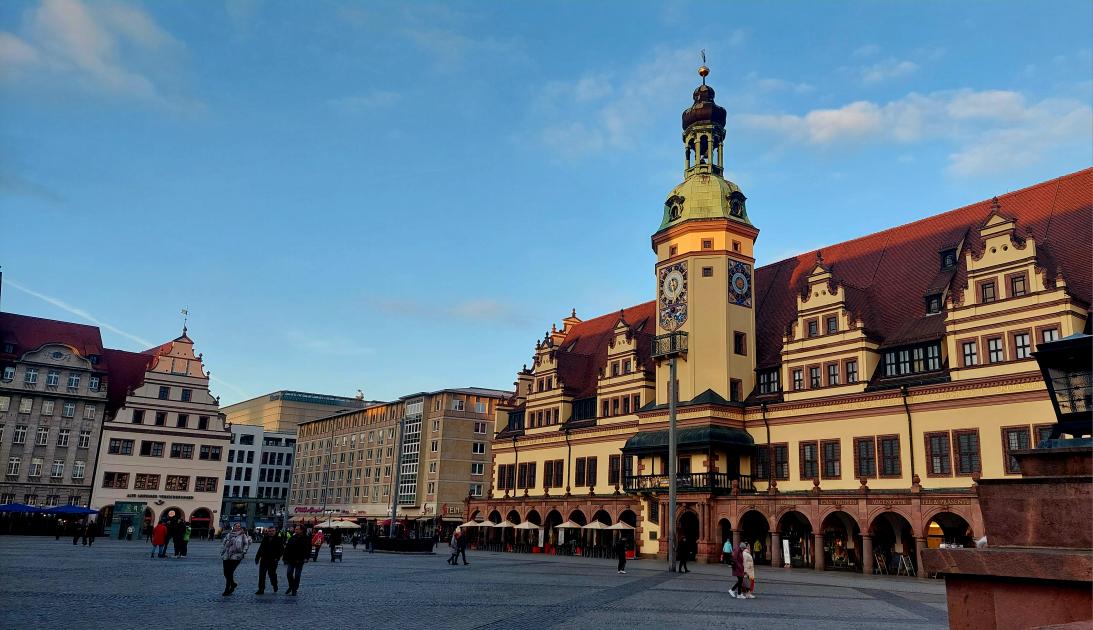 ChPreusser's tweet photo. "Excited to be in #Leipzig for the #IGLD #INSTAND Symposium alongside @GSEVorg! Two days packed with cutting-edge #ExtracellularVesicles science await. Let's go 🧪🔬 https://t.co/qFirKblbrg