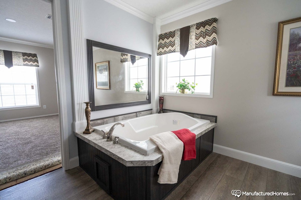 HOME OF THE DAY: SCOTBILT SPECIAL / 2856180
3 Beds • 2 Baths • 1456 Sq Ft
Call &amp; Ask for the Home of the Day
Check out this home at myfloridamanufacturedhome.com/manufactured-h…
