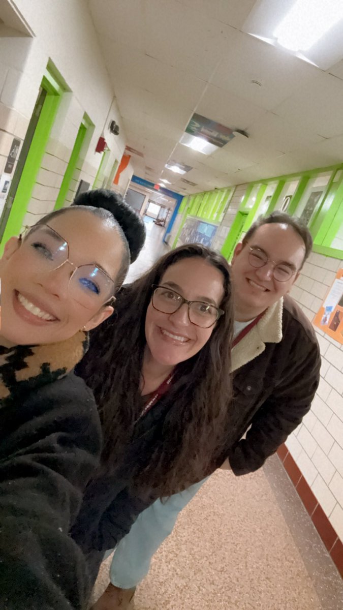 Claremont Elementary School Social Work Team! ⭐️ #SchoolSocialWorkAppreciationWeek #SocialWorkAppreciationMonth #March #OPride