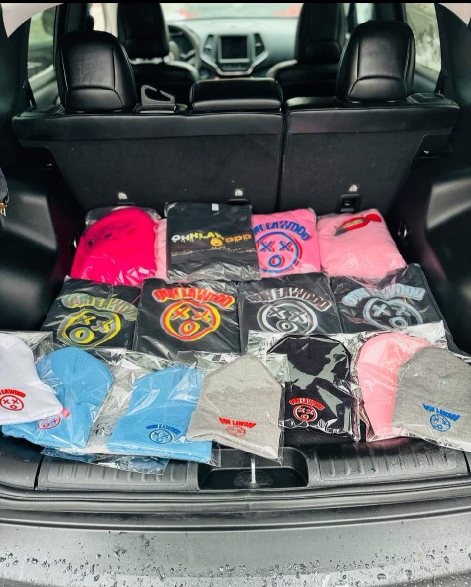 Jan 16 2024
#Oohlawddd When I say we Outside We Really Be Outside 💪🏾💪🏾💪🏾 Link me ….

When you hear #oohlawdd you know it’s a Situation!!!

#oohlawddd2024
#oohlawddddapparel
#oohlawdd
#SupportBlackBusinesses