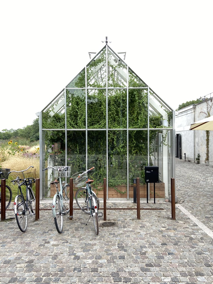 markbessoudo's tweet photo. Supporting the widespread adoption of cycling isn’t just a matter of cold quantitative calculations of carbon emissions or commute times; it’s also a matter of qualitative attitude. https://t.co/91ls4U7OaK

@theAoU https://t.co/91xoFcIxwP
