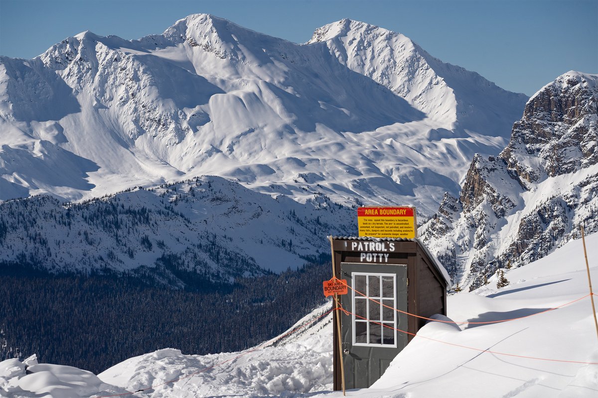 Name a better potty with a view. We'll wait.