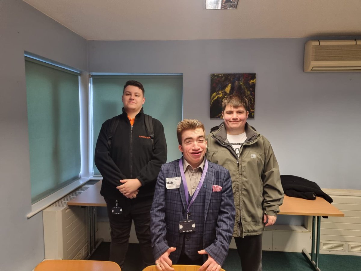 search_george's tweet image. 3 of interns, Cal, Callum and Connor headed to @cricketgreensch today, wow that’s a lot of C’s 😅
The interns conducted interviews with the 6th formers of Cricket Green. 
@dfnsearch @StGeorgesTrust 
#learningdifficulties #learningdisabilities #autism #supportedinternship