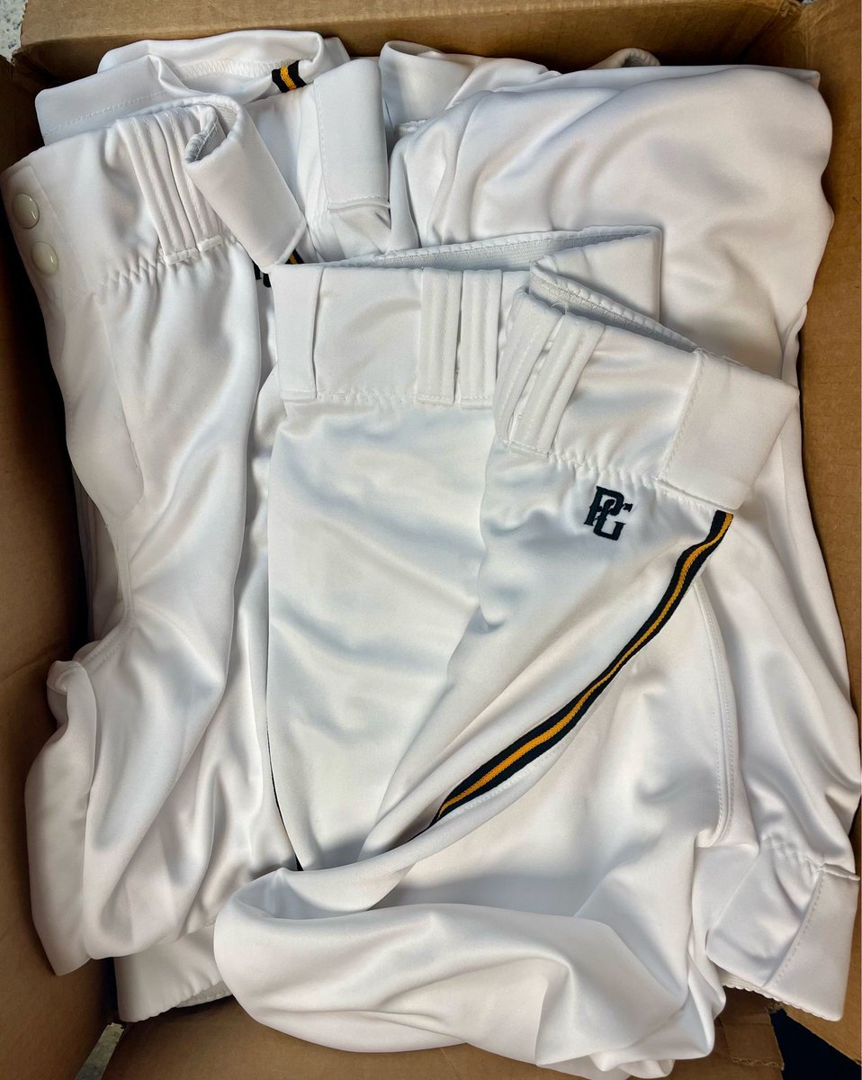 BakersSports's tweet photo. No better way to bring your #BaseballUniforms together than by adding piping in your team's colors!βΎββ
@5starnational / @PerfectGameUSA never miss with this #BakersMade look!
@JROPE12
#SportsApparel #BaseballSeason #TravelBaseball #SpringBaseball #SportingGoods https://t.co/Cb0C7LZTDs