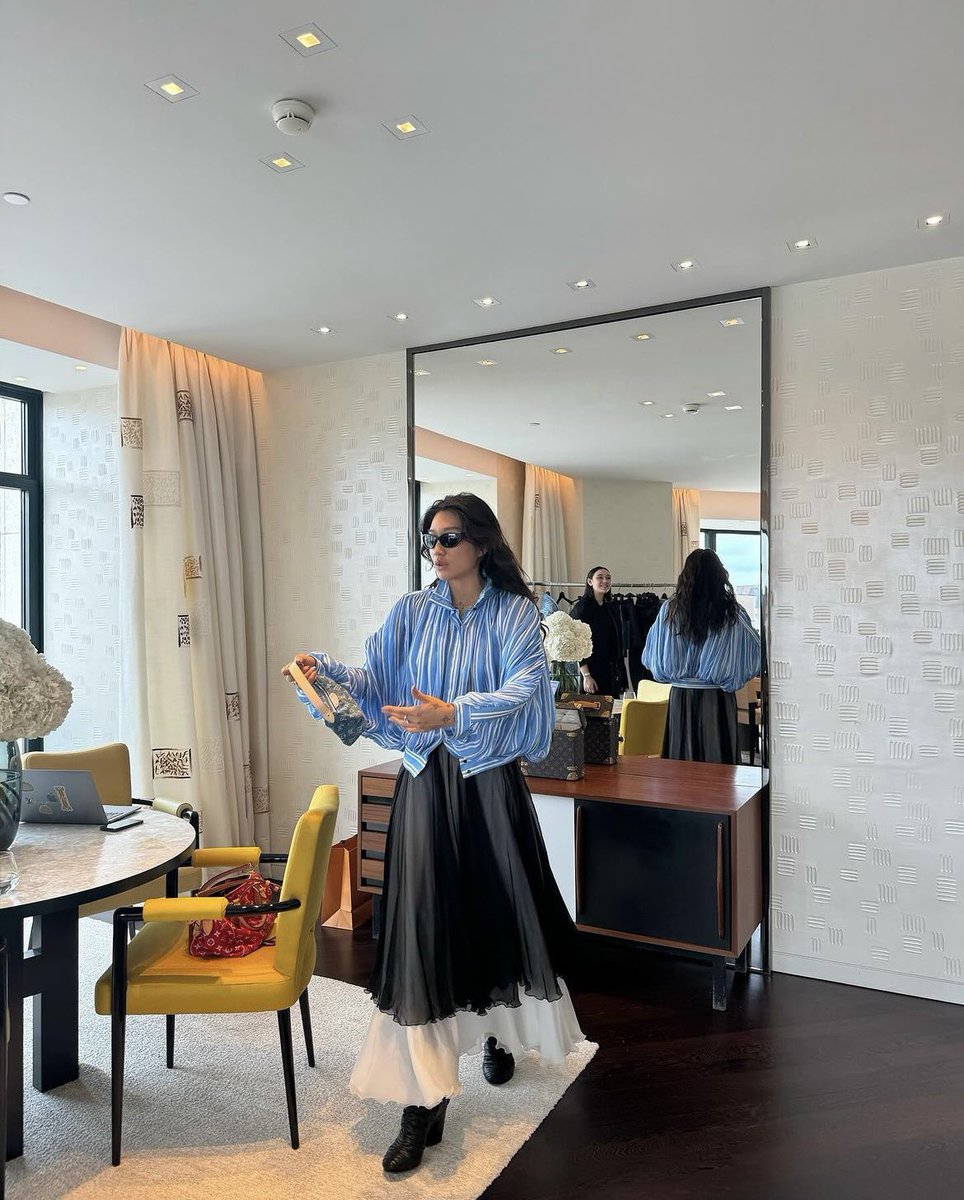 venus marie tweet media