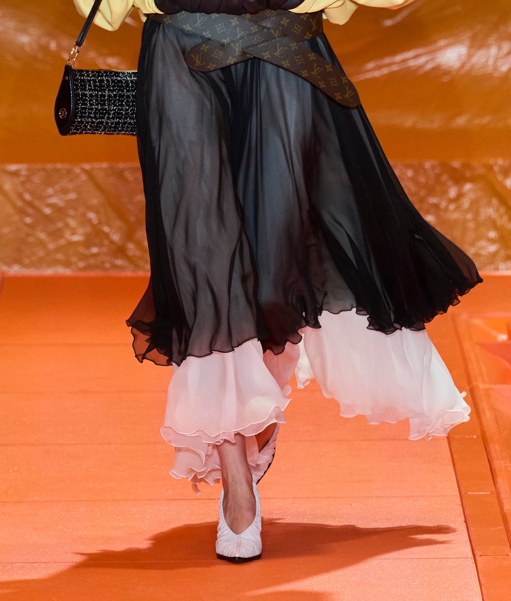 venus marie tweet media