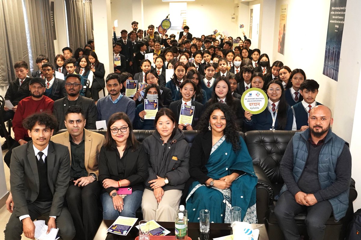 Priyankaborah_'s tweet photo. Spreading deceased organ donation awareness with a grin that could charm even the stingiest of hearts! ☺
At Medhavi Skills University and ICFAI University from the Sikkim Series #socialworker #organdonation #zf #NorthEast #India #NGO #projectvardaan #nedfi https://t.co/kIWjb2wYik