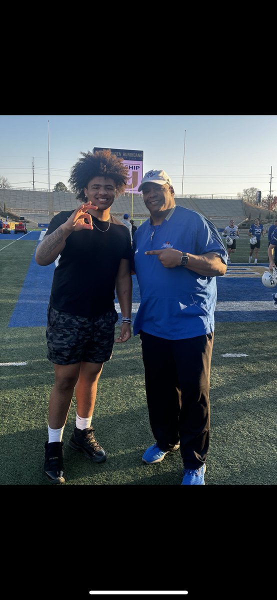 Titus Roberson❗️ (@titusroberson53) on Twitter photo Big shout out to Tulsa University Football! Thanks for inviting me down to checkout the campus and facilities. My parents and I had a Gr8 time. The Coaches & Program are A1!
#ReignCane🌀 <a href="/CoachRonBurton/">Ron Burton</a> @TulsaCoachKDub <a href="/TulsaFootball/">Tulsa Football</a> <a href="/coppellfootball/">Coppell Football</a> Big shout out to Tulsa University Football! Thanks for inviting me down to checkout the campus and facilities. My parents and I had a Gr8 time. The Coaches & Program are A1!
#ReignCane🌀 <a href="/CoachRonBurton/">Ron Burton</a> @TulsaCoachKDub <a href="/TulsaFootball/">Tulsa Football</a> <a href="/coppellfootball/">Coppell Football</a>