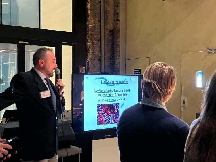 GrappaPiemonte's tweet photo. La grappa piemontese grande protagonista al Salone del Vino 2024

Leggi tutto 👇
https://t.co/XcgyqgMRxH https://t.co/WBRzOk8OmQ