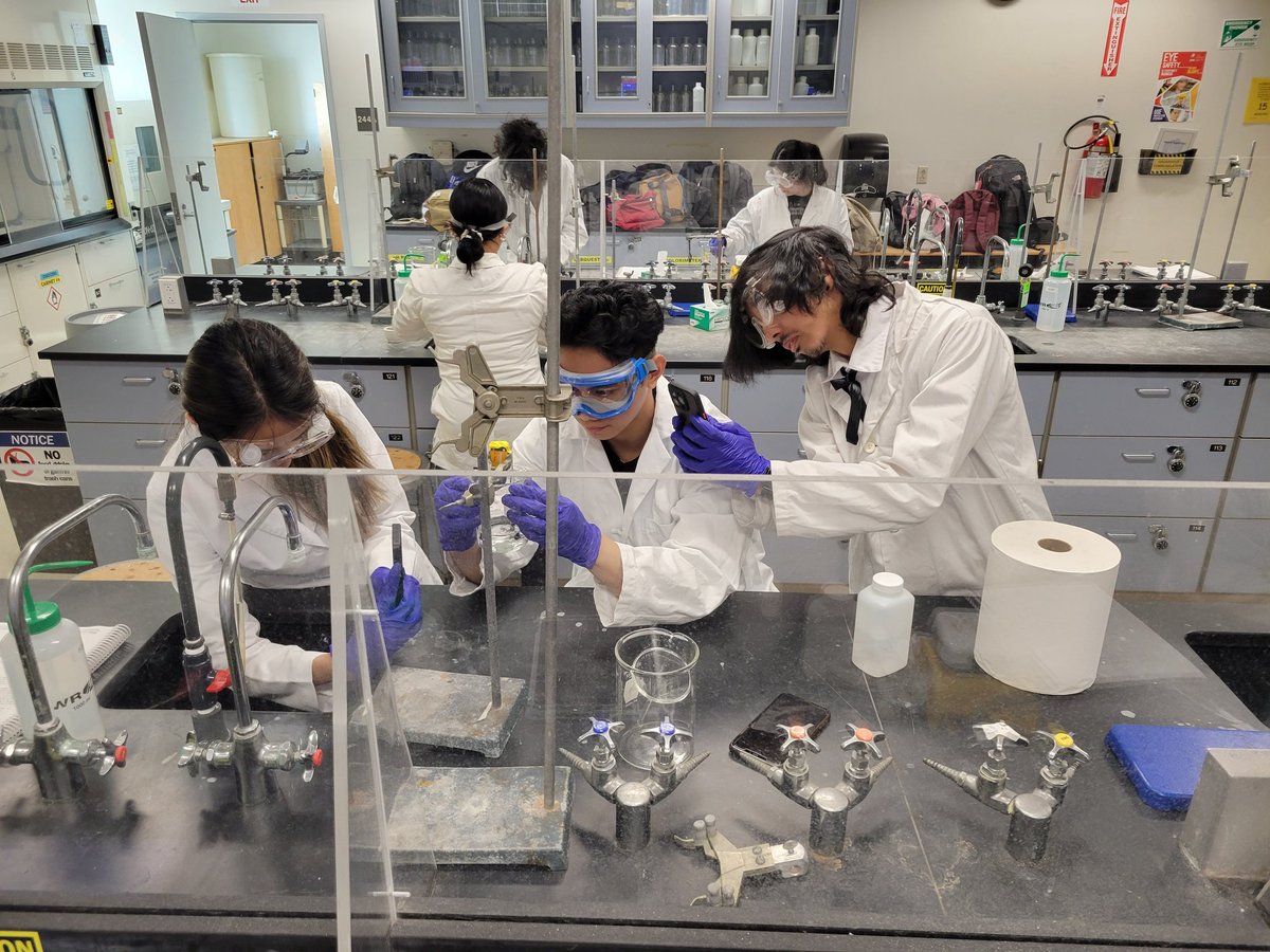 Solid state chemists would you like to help more undergrads get excited about our field? For one day only we are raising funds for a CURE at #CSUF to do just that while removing the equity gap! titansgive.fullerton.edu/amb/CURE