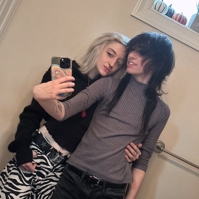 Happy birfday you silly boy🎉🖤 ty for being on this lil planet and being my boy best friend 😵&zwj;💫 @rawrzbf<a href="/tag/tdov"class="tags"><span>#tdov</span></a>