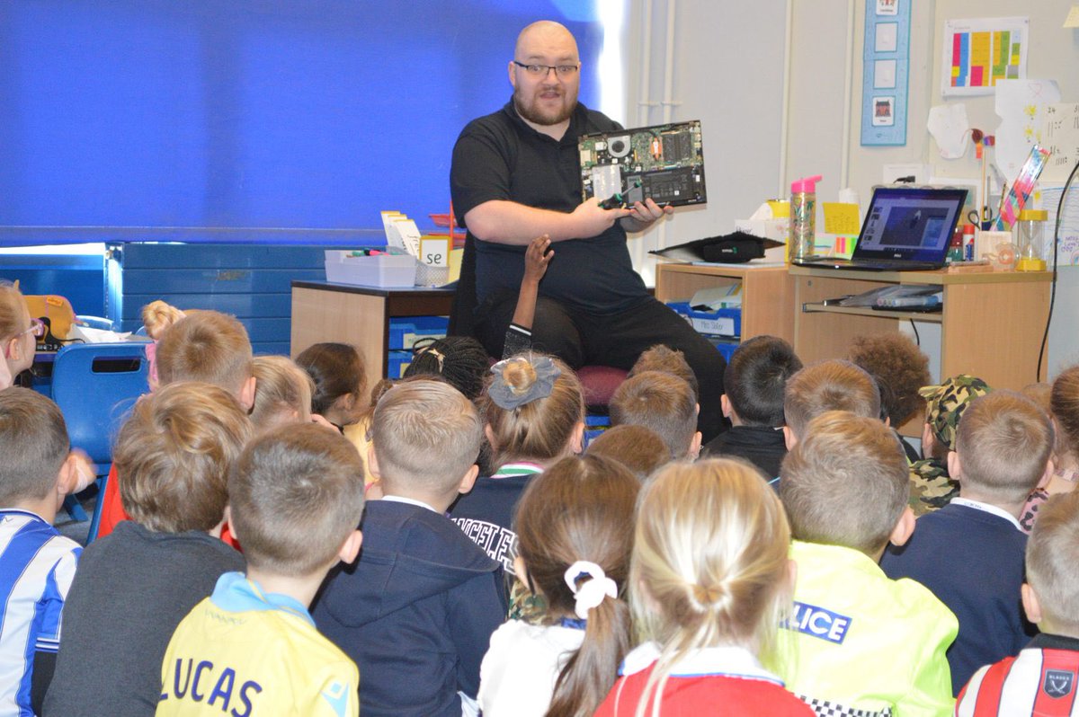 Dan Houghton (@itman_dan) on Twitter photo Somedays I feel defeated / isolated by my hearing & vision loss. However Im always proud to be invited to talk to pupils at our Trust about my experiences & over coming adversity on Aspire Days. Love talking to such caring and attentive learners. <a href="/leadictservices/">L.E.A.D. IT Services</a> <a href="/LEADAcadTrust/">L.E.A.D. Academy Trust</a> Somedays I feel defeated / isolated by my hearing & vision loss. However Im always proud to be invited to talk to pupils at our Trust about my experiences & over coming adversity on Aspire Days. Love talking to such caring and attentive learners. <a href="/leadictservices/">L.E.A.D. IT Services</a> <a href="/LEADAcadTrust/">L.E.A.D. Academy Trust</a>