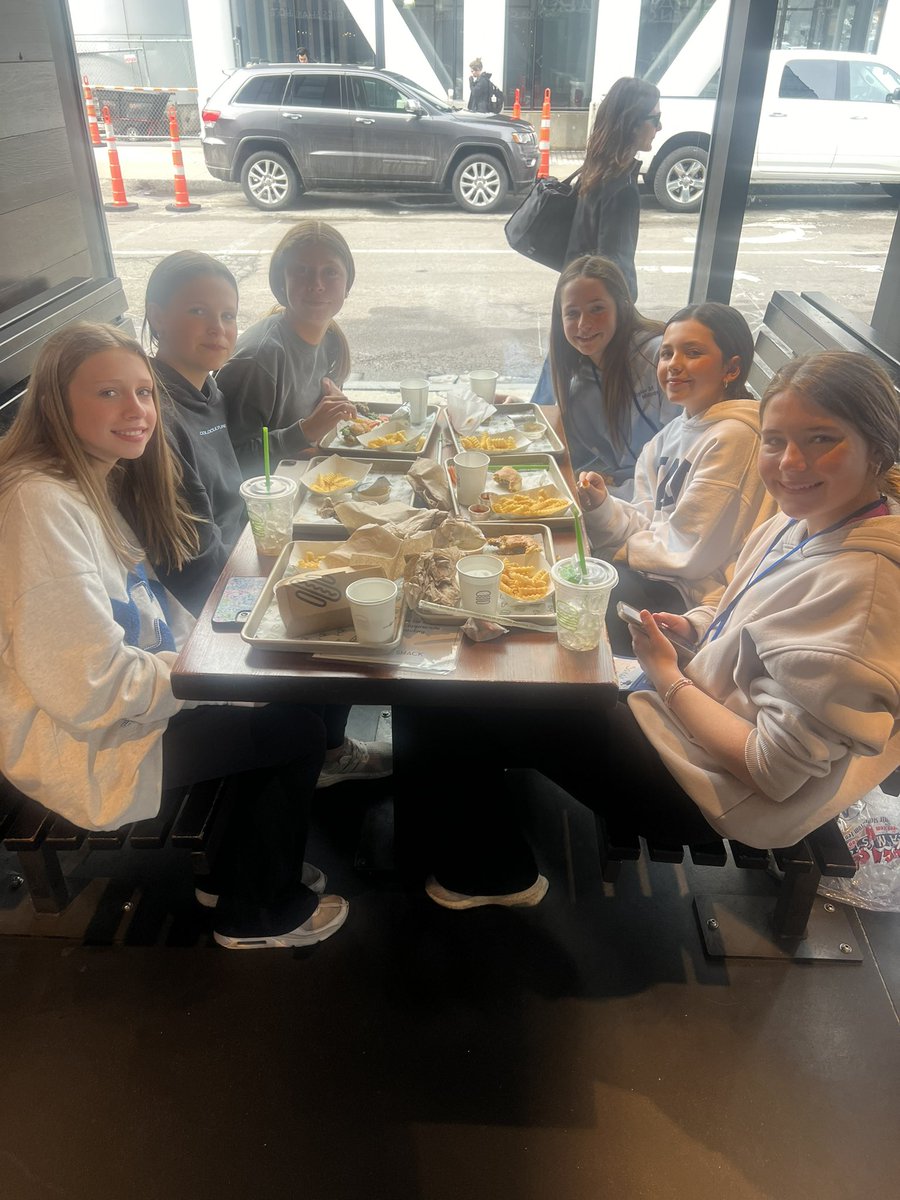 Ashley Tabor tweet media