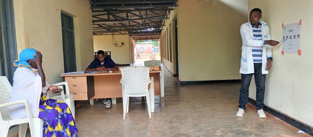 KireheDistrict's tweet photo. Uyu munsi hakomeje ibikorwa by'icyumweru cyahariwe ubuzima mu Karere ka Kirehe ku nsanganyamasiko igira iti:"UBUZIMA BUZIMA,AKABANDO K'IMINSI" Ibikorwa byakozwe mu mirenge yose igize Akarere ka Kirehe.icyumweru cy'Ubuzima kizamara iminsi itanu (Kuva kuwa 04-08/03/2024). https://t.co/WhWIXJNeBI