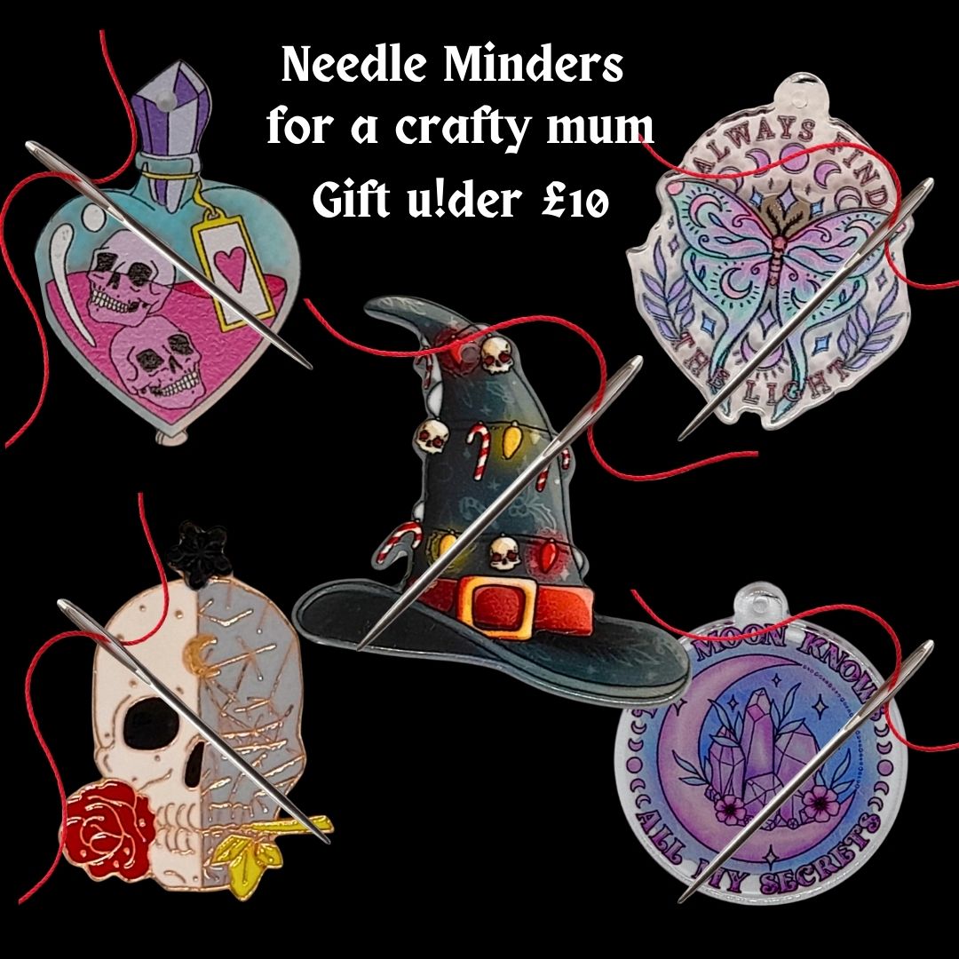 AleenaWicca's tweet photo. 🖤 Witchy needle minders for your crafty mom this Mother's Day! Under £10 🎁 Show her some love and gratitude. Surprise her now. 🧙 #WeirdGift  Buy now!

#beautiful #WeirdGift #MothersDay #SewingMama #MagneticNeedleMinders #GiftForMom #mothersdaygift #MomsWhoSew #NeedleMinderGift https://t.co/kadn4auoDB