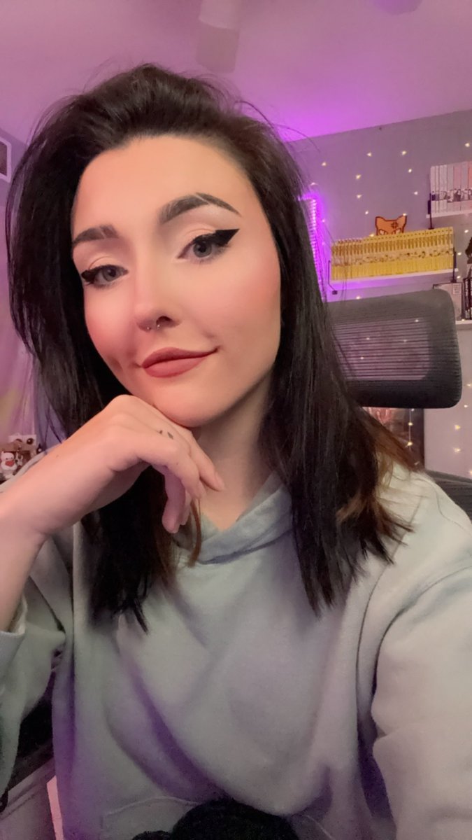 MissYayden's tweet photo. HAI! We just did a little #GRWM and everything seems fixed and working!

Come hangout while we play #Valorant

ttv / MissYayden https://t.co/my21XfhXIz