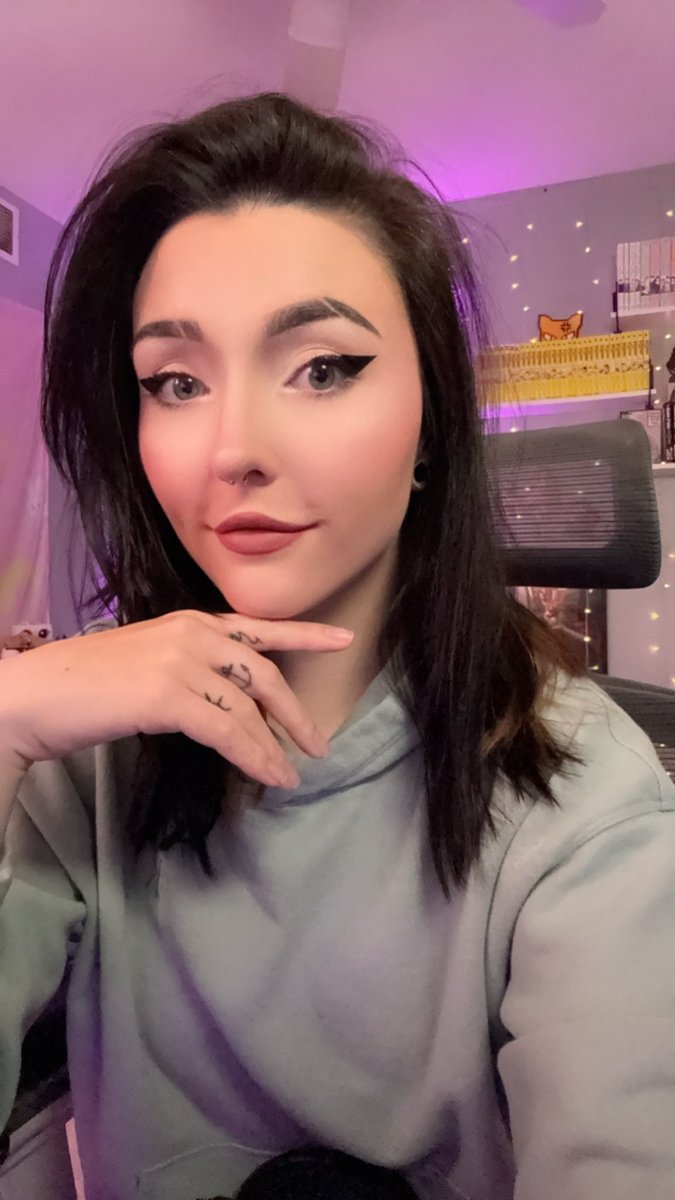 MissYayden's tweet photo. HAI! We just did a little #GRWM and everything seems fixed and working!

Come hangout while we play #Valorant

ttv / MissYayden https://t.co/my21XfhXIz
