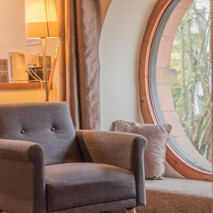 HolidayInLakes's tweet photo. Sat 16th Mar 4 nts £252
Fri 22nd Mar 3 nts £327
Tue 26th Mar 3 nts £351 
Wed 27th of Mar 3 nts £375
Good Friday 29th of Mar - 4 nts £396 or 7 nts  £469
#Bowness #Bownessonwindermere #windermere #lakedistrict #fhl https://t.co/kAJsIX6OaR