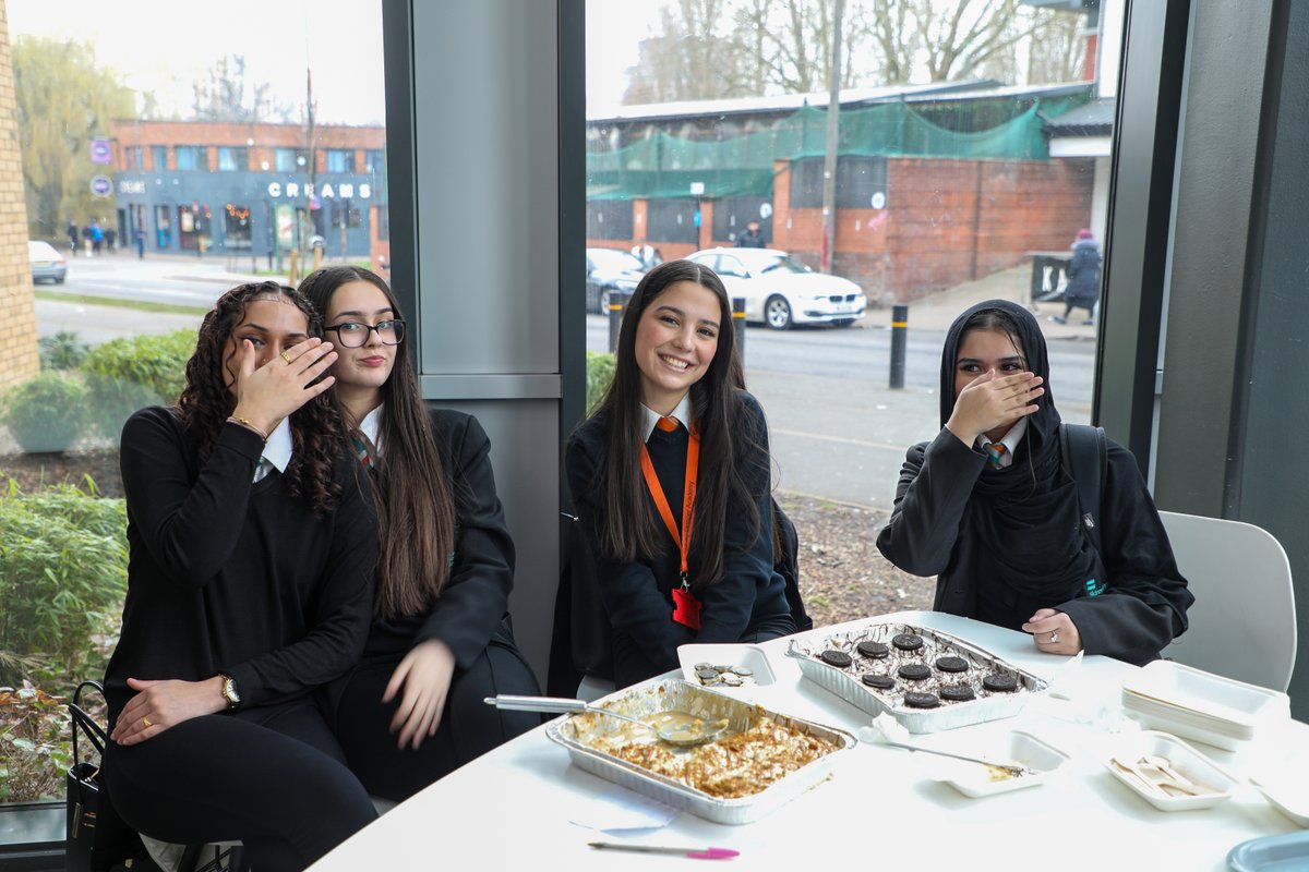 SidneyStringerA's tweet photo. π° Today, our fantastic Year 11s held a delicious Bake Sale to fundraise for their upcoming Prom night! ππ§
It is fantastic to see students taking the time to fundraise to ensure their prom is unforgettable for their peers! Well done! π β¨
#BakeSale #PromFundraiser #SSAπ https://t.co/HVfUCsDSFW