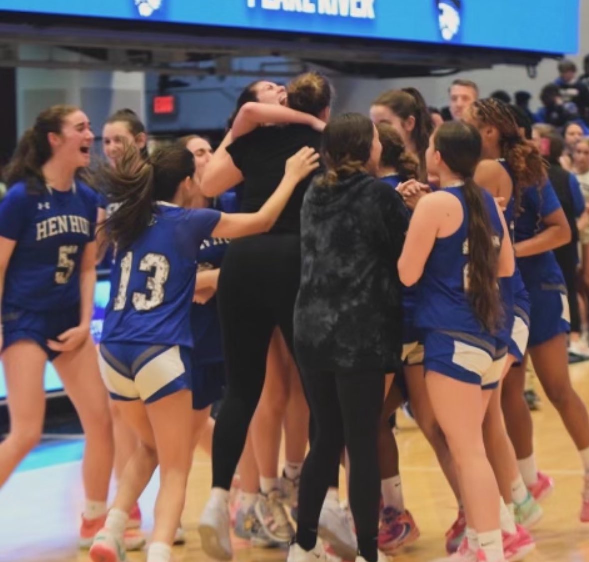 HH_GirlsHoops's tweet photo. Our class A conference coach of the year Megan Boyle. Congratulations coach Meg !! We love you ! https://t.co/rHAjKEKBLt