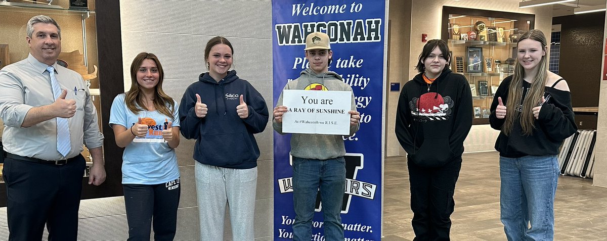 AaronRobb5's tweet image. It's #PositiveSigns Wednesday at #Wahconah! Today we are celebrating students who are A RAY OF SUNSHINE ☀️ 👍 @wahconahrhs